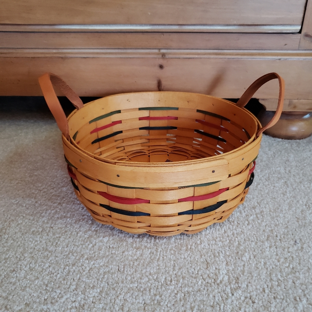 Longaberger Darning Basket and Plastic Liner 15539